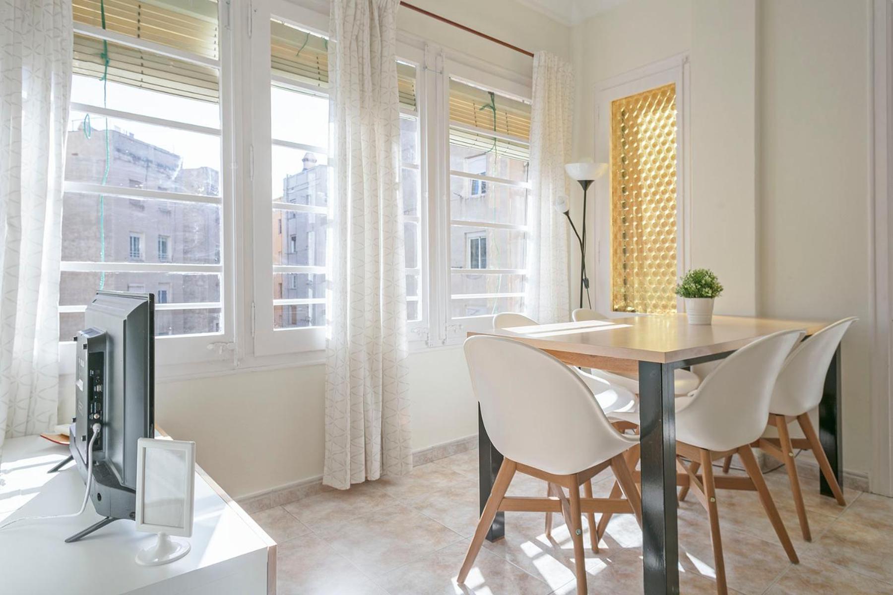 Apartmento Industria برشلونة المظهر الخارجي الصورة